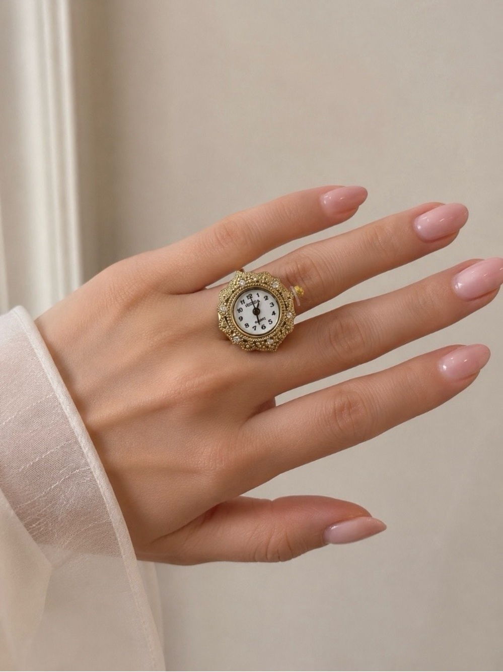 NEW! Gold Vintage-Style Watch Face Statement Ring. A0-7